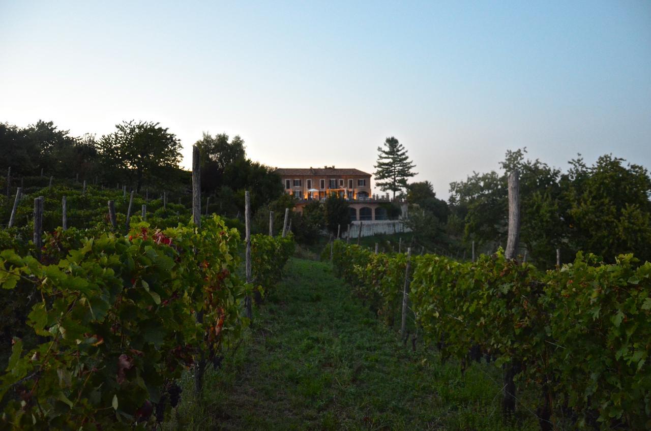 Bed and Breakfast Cascina San Michele à Costigliole d'Asti Extérieur photo